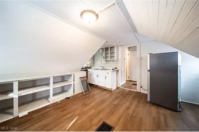 2449 Castle Avenue, Loveland, OH 44113 - Photo 6