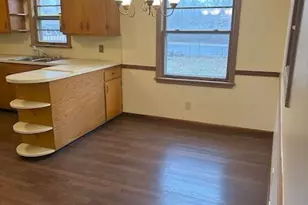 2078 Cranbrook Dr, Youngstown, OH 44511 - Photo 6