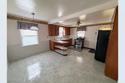 433 N Hartford Avenue, Youngstown, OH 44509 - Photo 4