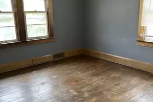 884 E Dewey Ave, Youngstown, OH 44502 - Photo 4