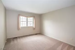 1360 Old Mill Path, Grandview Heights, OH 44147 - Photo 22