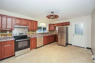 9720 Root Rd, Columbia Station, OH 44028 - Photo 6