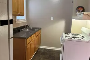 1222 E 360th St, Eastlake, OH 44095 - Photo 4