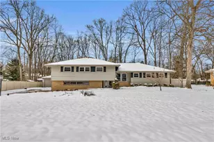 6624 Ronjoy Pl, Youngstown, OH 44512 - Photo 2