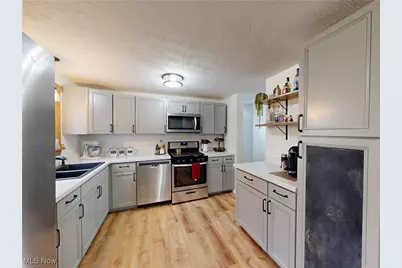 1545 Whitehall Drive, Mogadore, OH 44260 - Photo 12