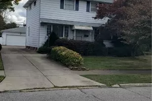 815 E 272nd St, Euclid, OH 44132 - Photo 6