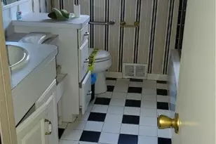 815 E 272nd St, Euclid, OH 44132 - Photo 42