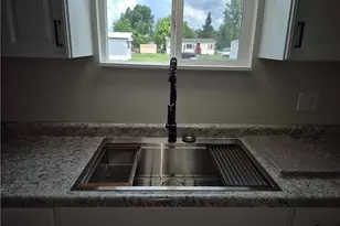 100 Chaucer Ct, Elyria, OH 44035 - Photo 24