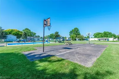 100 Chaucer Court, Elyria, OH 44035 - Photo 28