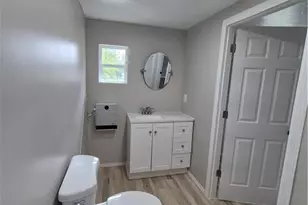 100 Chaucer Ct, Elyria, OH 44035 - Photo 6