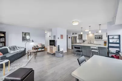 12520 Edgewater Drive #401, Oakwood, OH 44107 - Photo 4