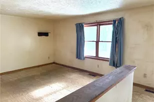 14170 Radcliffe Rd, Chardon, OH 44024 - Photo 8