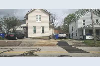 203 S Diamond Street #2, Ravenna, OH 44266 - Photo 1