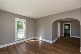 353 S Maple St, Elyria, OH 44035 - Photo 22