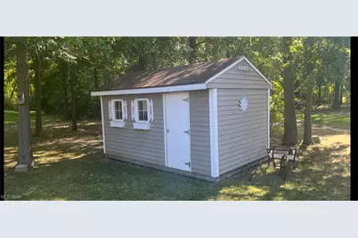 945 Harris Road, Sheffield Village, OH 44054 - Photo 36