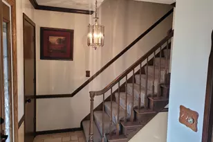 74 Sugar Cane Dr, Boardman, OH 44512 - Photo 2