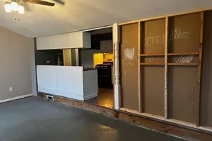 399 Ridgewood Dr, Eastlake, OH 44095 - Photo 10