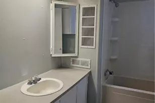 2305 E Waterloo Rd, Akron, OH 44312 - Photo 6