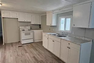 2305 E Waterloo Rd, Akron, OH 44312 - Photo 2