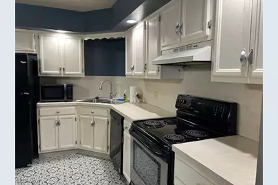 119 Stonyridge Drive #104, Sandusky, OH 44870 - Photo 8