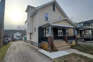 321 W Wood Street W, Lowellville, OH 44436 - Photo 2