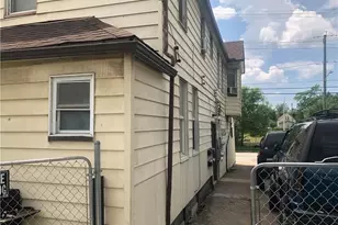 3641 E 49th St, Loveland, OH 44105 - Photo 2