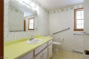 425 Providence Ave SE, New Philadelphia, OH 44663 - Photo 38