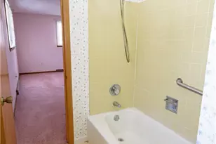 425 Providence Ave SE, New Philadelphia, OH 44663 - Photo 40
