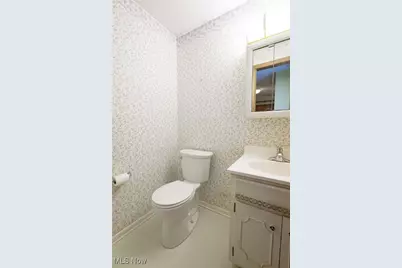 425 Providence Avenue SE, New Philadelphia, OH 44663 - Photo 22