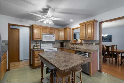 247 Hillside Drive, Wadsworth, OH 44281 - Photo 10