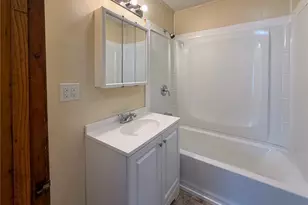 726 E 7th St, Ashland, OH 44805 - Photo 16