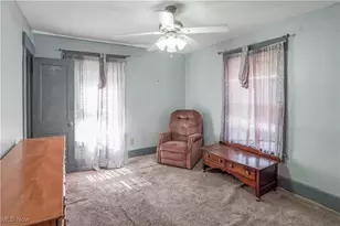 1521 Gibbs Ave NE, Canton, OH 44705 - Photo 16