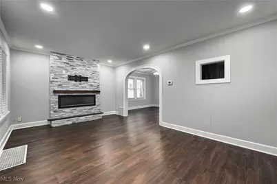 1134 W 19th Street, Lorain, OH 44052 - Photo 8