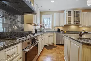 1957 W Swan Lake Cir, Kent, OH 44240 - Photo 16