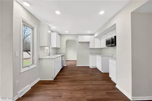 578 N Main St, Amherst, OH 44001 - Photo 16