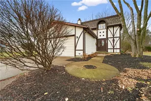 578 N Main St, Amherst, OH 44001 - Photo 2