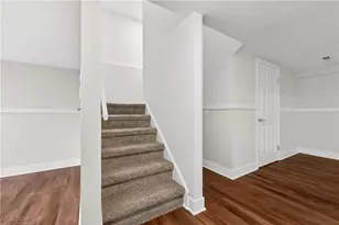 578 N Main St, Amherst, OH 44001 - Photo 30