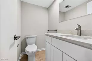 578 N Main St, Amherst, OH 44001 - Photo 4