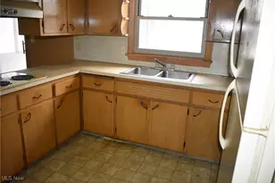 1649 Lancaster Dr, Youngstown, OH 44511 - Photo 4