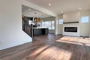 221 W 10th St, Dover, OH 44622 - Photo 28