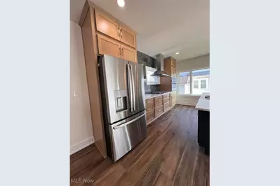 221 W 10th Street, Dover, OH 44622 - Photo 18