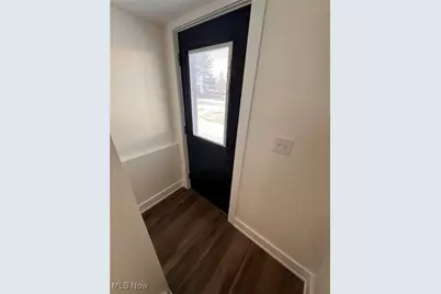 221 W 10th Street, Dover, OH 44622 - Photo 10