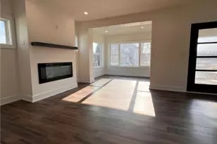 221 W 10th St, Dover, OH 44622 - Photo 26