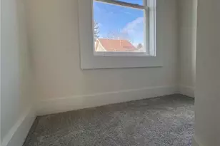 221 W 10th St, Dover, OH 44622 - Photo 30