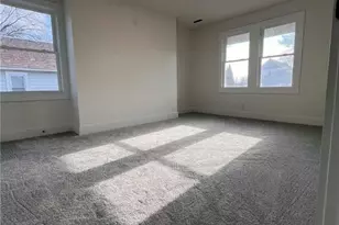 221 W 10th St, Dover, OH 44622 - Photo 32