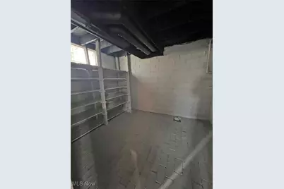 221 W 10th Street, Dover, OH 44622 - Photo 46