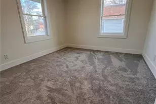 221 W 10th St, Dover, OH 44622 - Photo 34