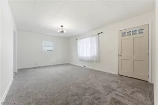 2103 Bollinger Ave NE, Canton, OH 44705 - Photo 6