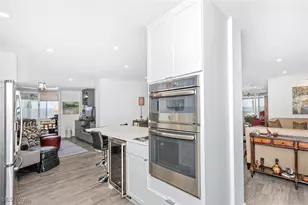 25801 Lakeshore Blvd, Euclid, OH 44132 - Photo 20