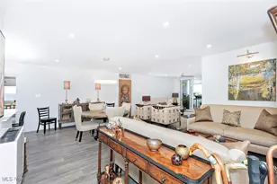 25801 Lakeshore Blvd, Euclid, OH 44132 - Photo 2